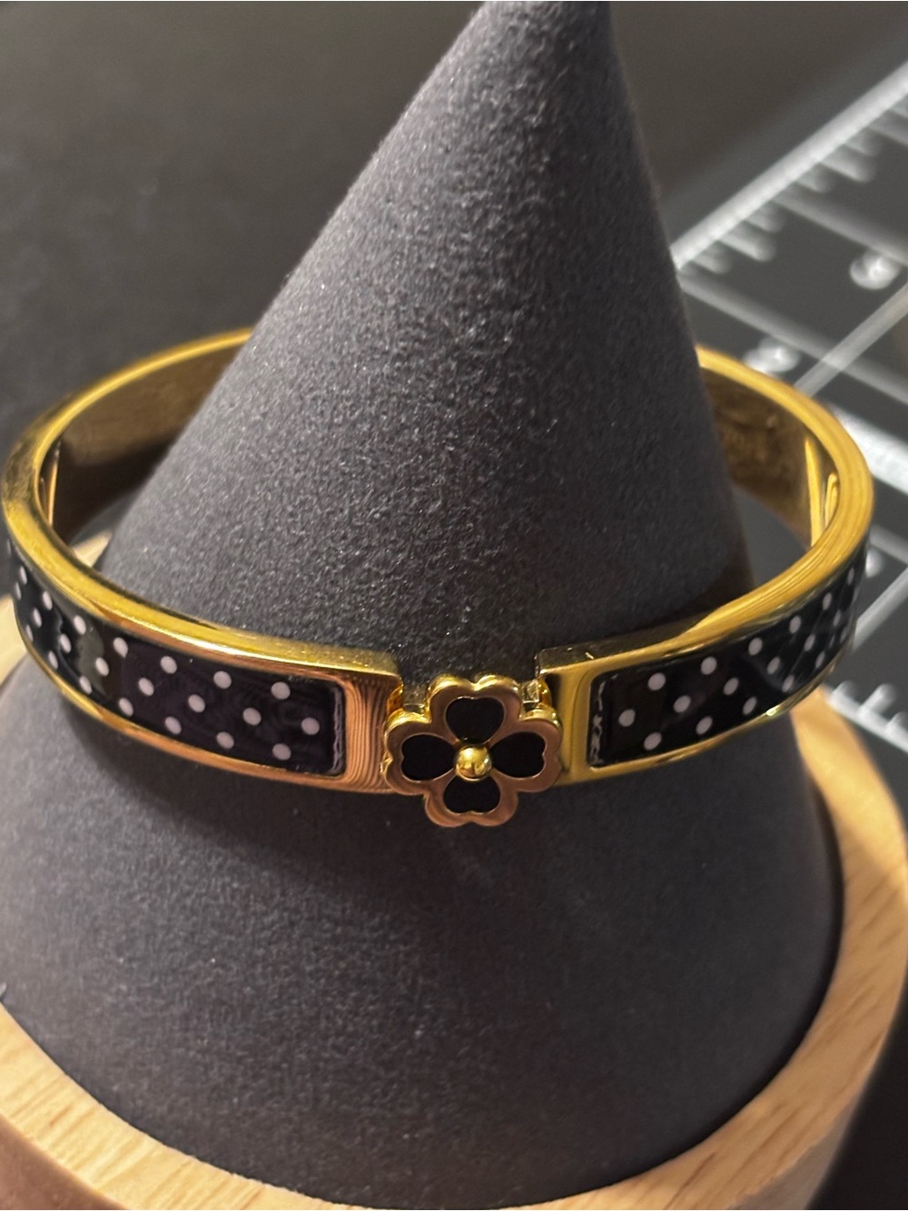 Kate Spade Heritage Polka Dot Flower Gold-Tone Logo Bangle READ
